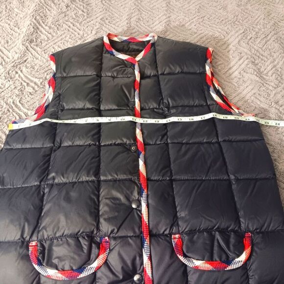 EDDIE BAUER Vintage Women's Goose Down Navy Blue Vest, Red White & Blue Trim - Picture 8 of 11